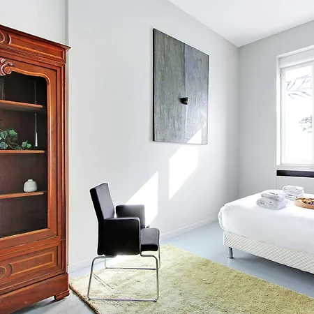 Magnificent - 2br 7p - Jardin Herold Apartment *